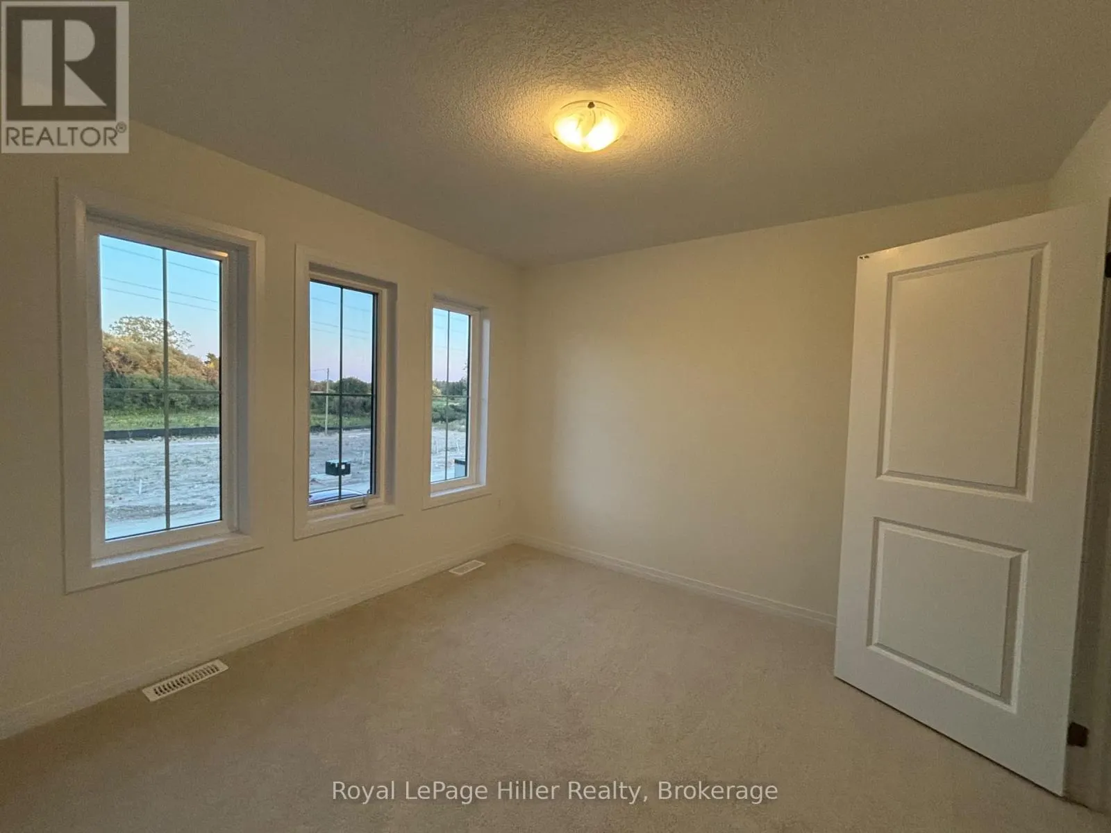 12 POETT AVENUE