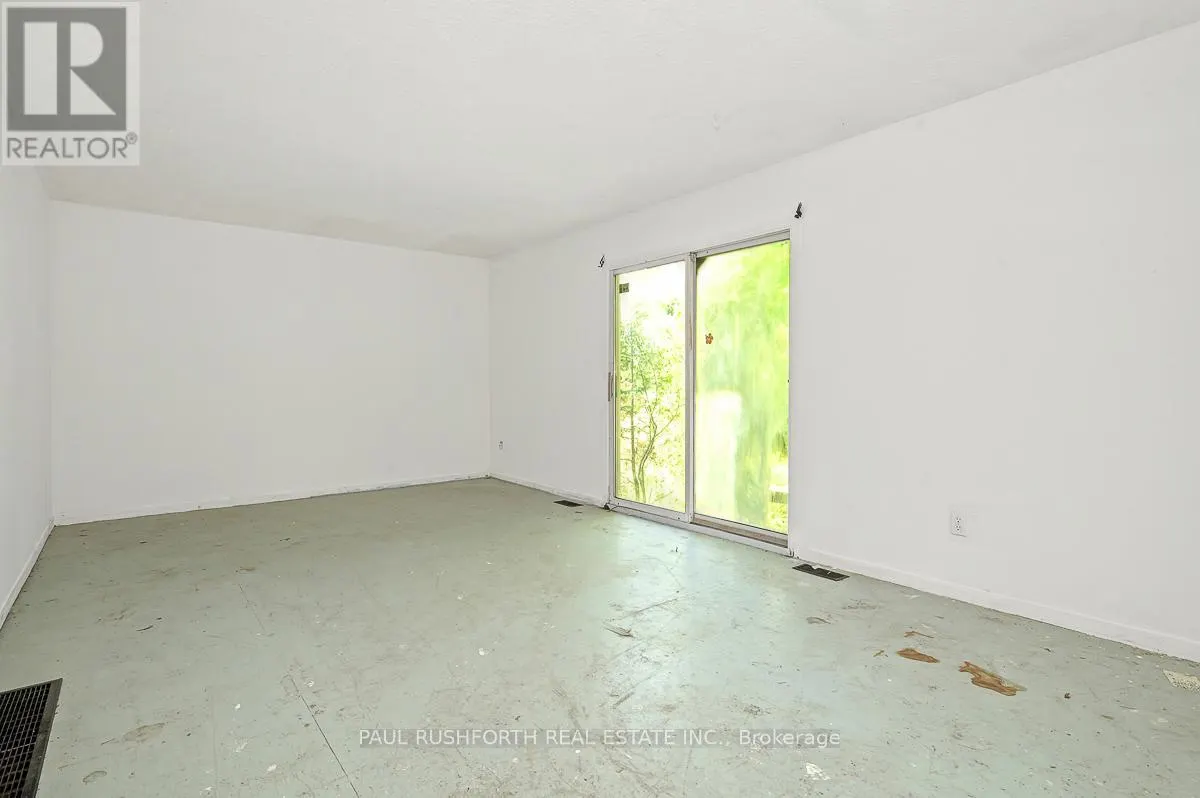 1195 HOWIE ROAD