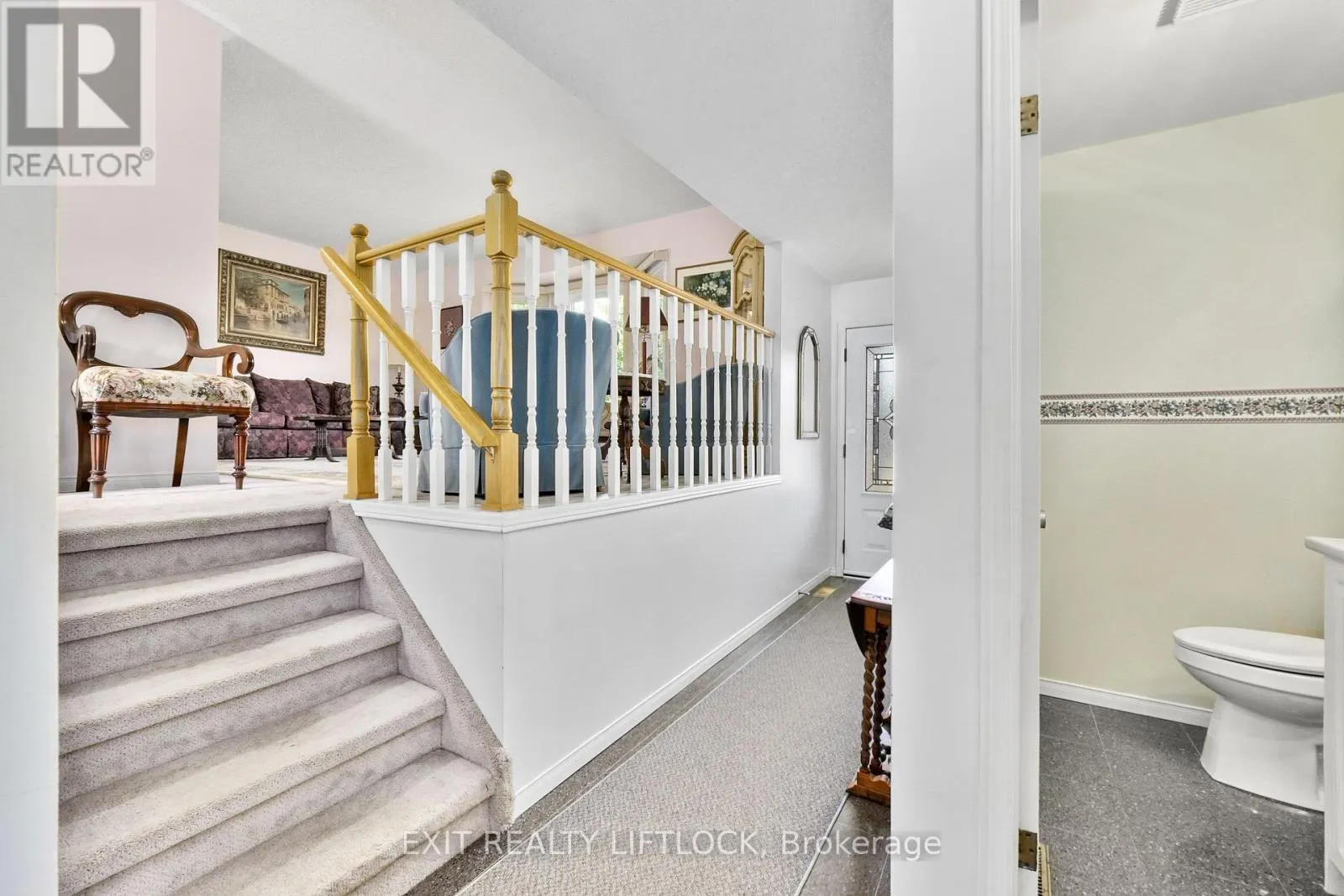 12 VICTORIA AVENUE