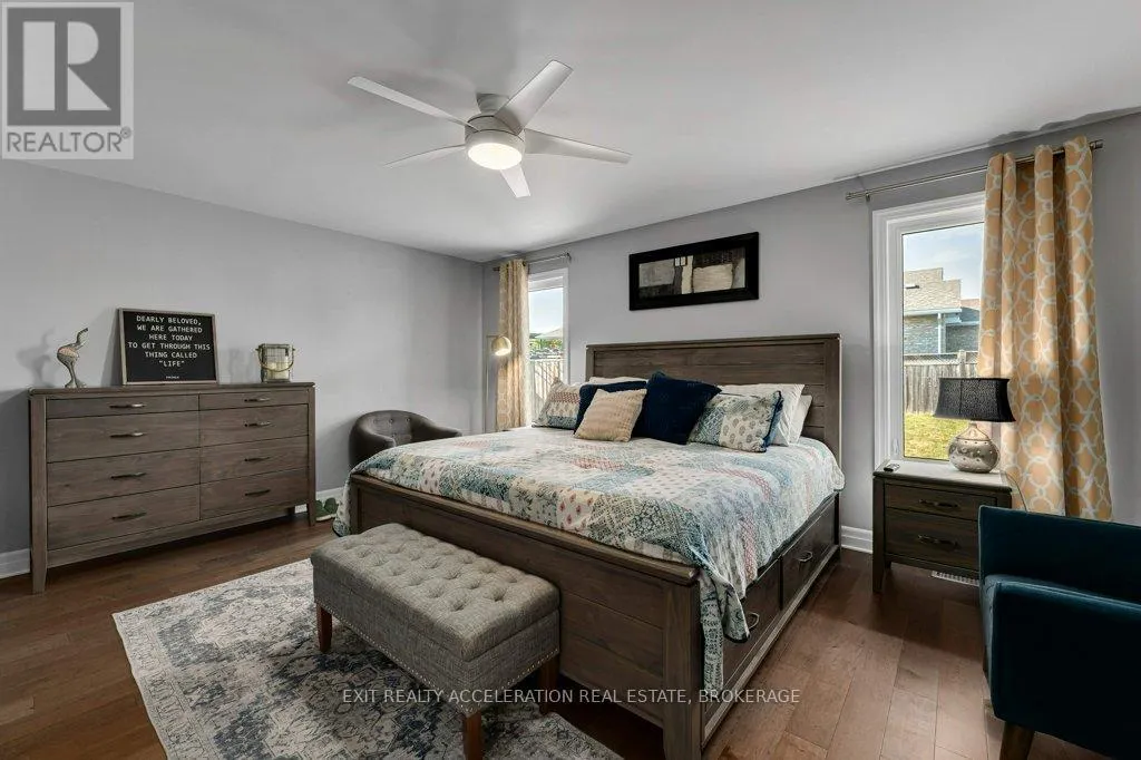 86 HARTWOOD CRESCENT