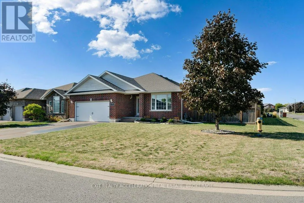 86 HARTWOOD CRESCENT