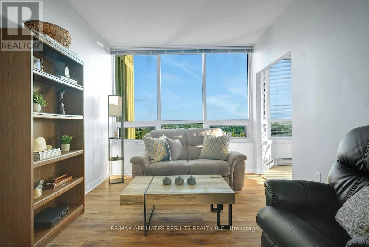1906 - 1480 RIVERSIDE DRIVE