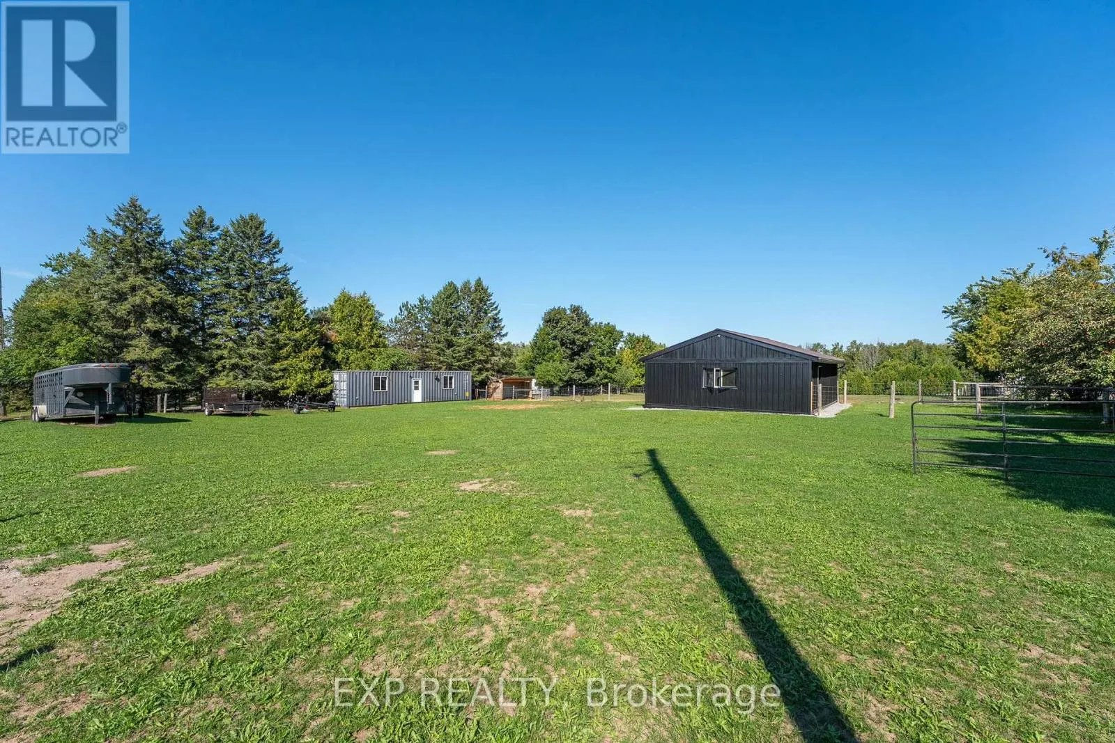 521 COTTAGE ROAD