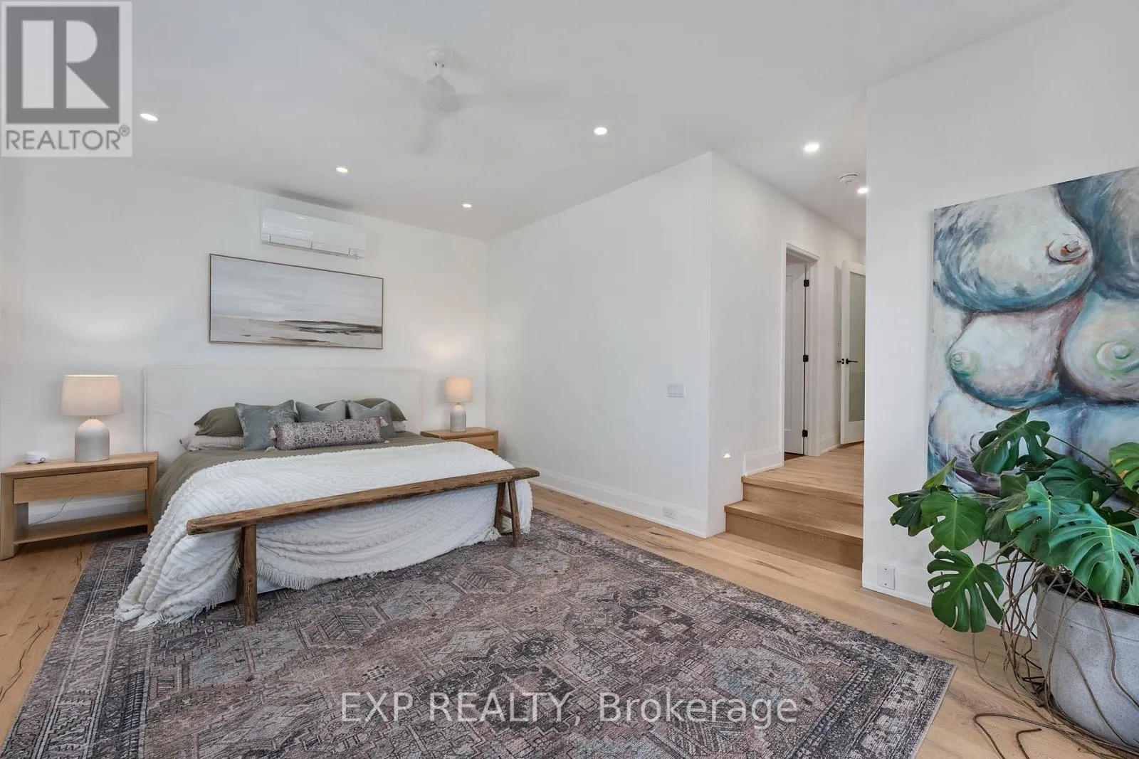 521 COTTAGE ROAD