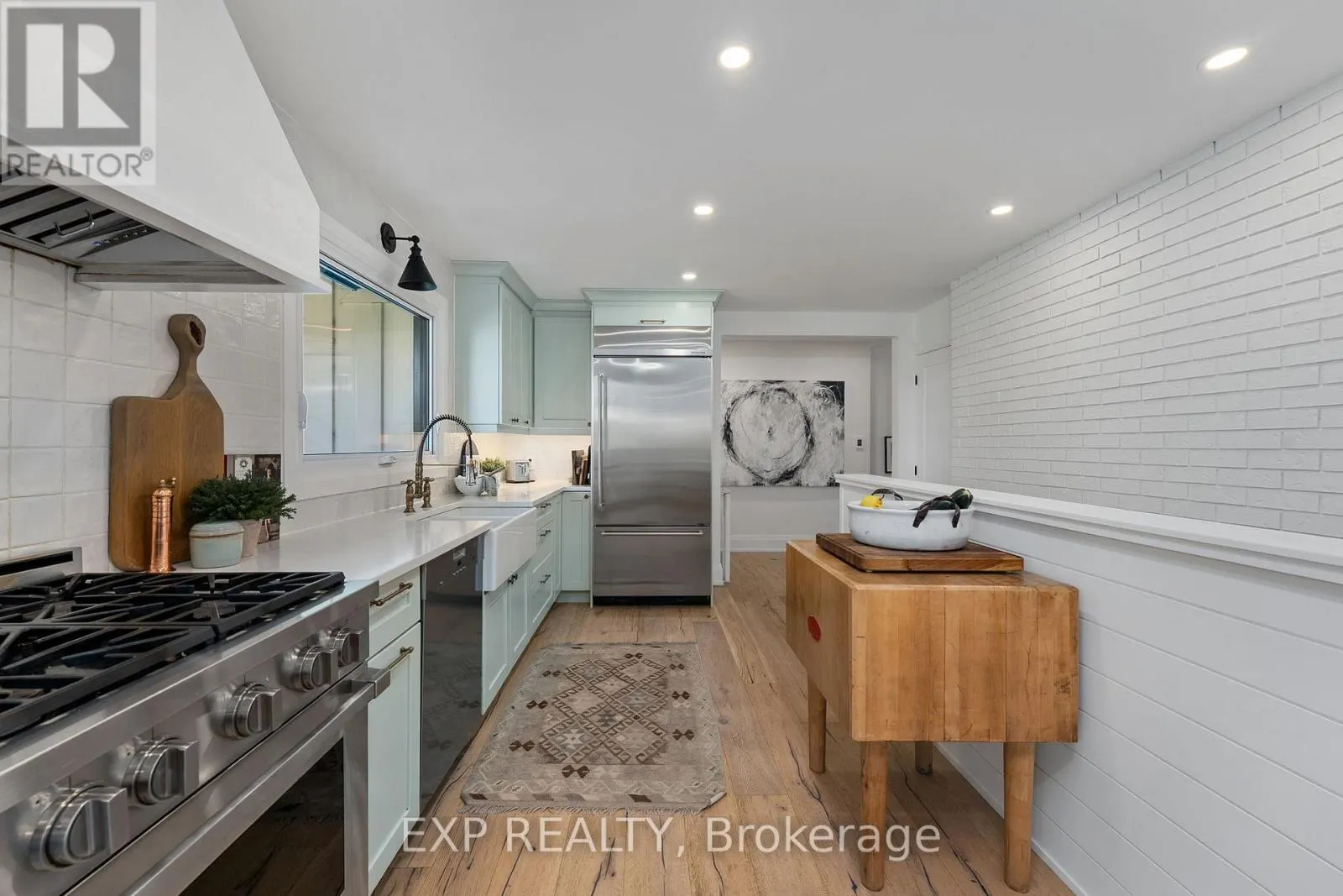 521 COTTAGE ROAD