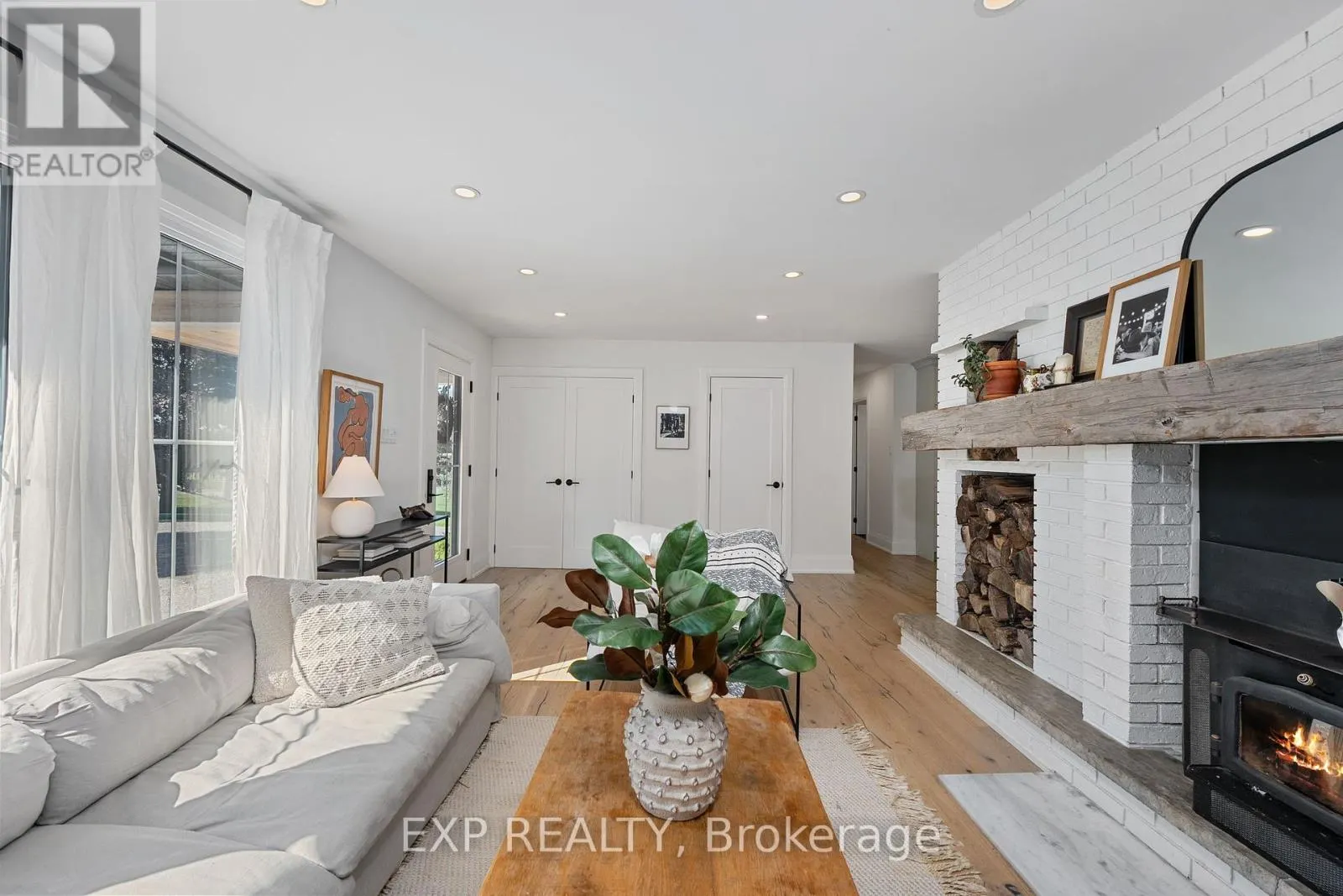 521 COTTAGE ROAD