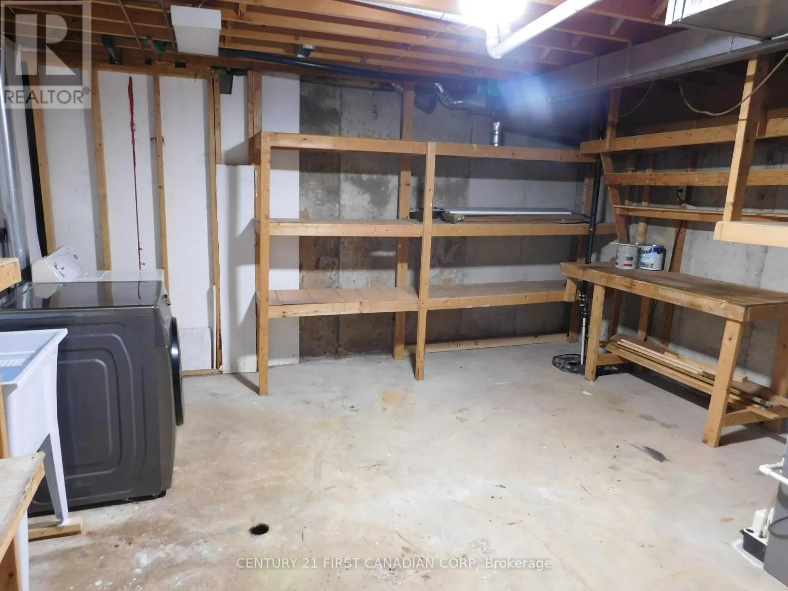 1160 LIMBERLOST ROAD