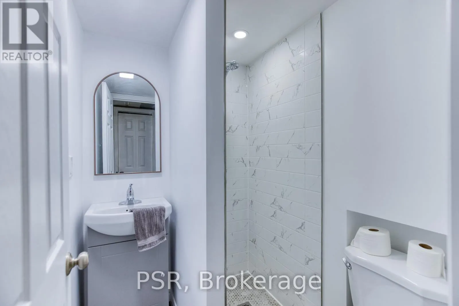 81 BREMBEL STREET