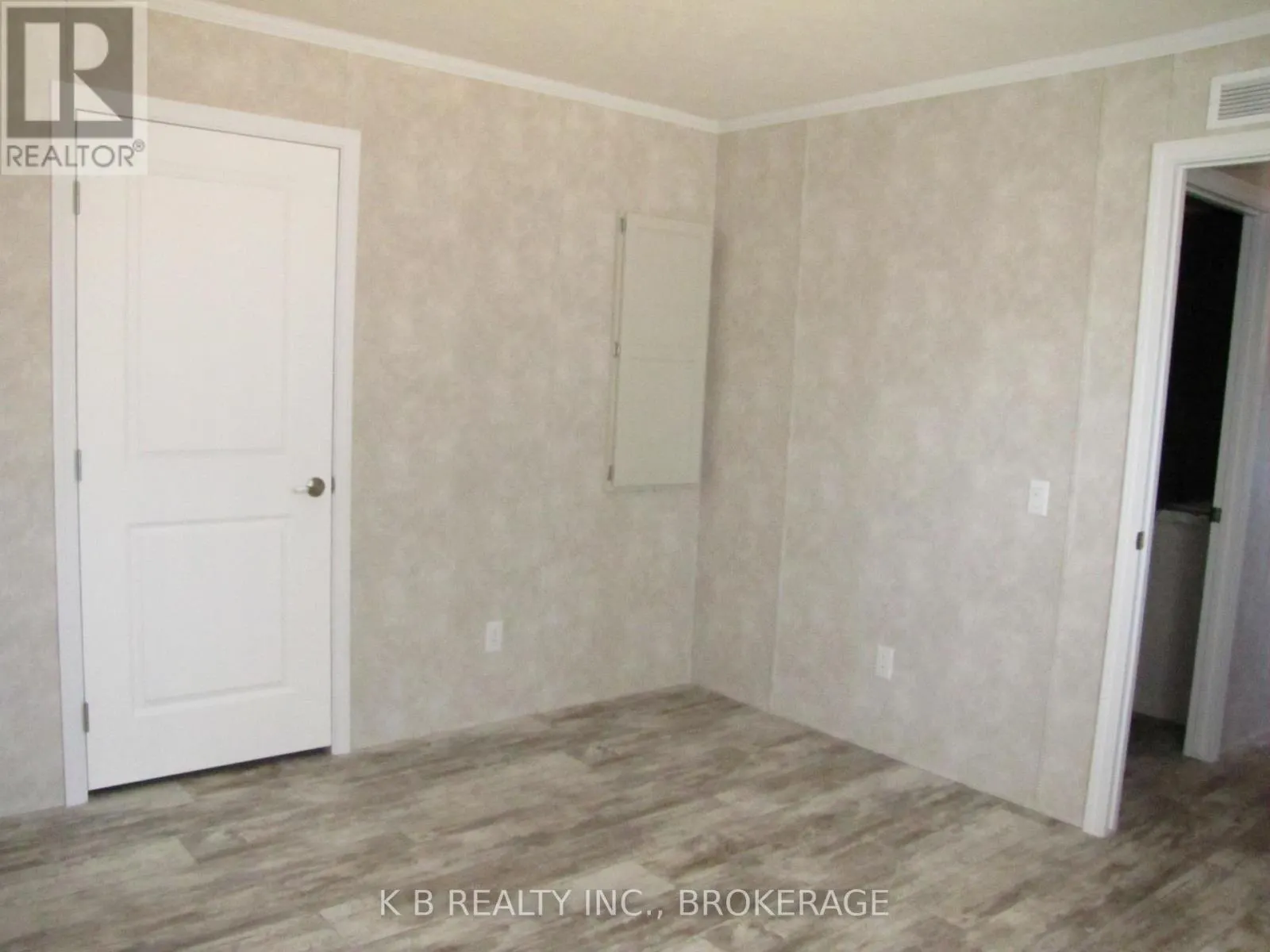 1 PARKINGTON PLACE