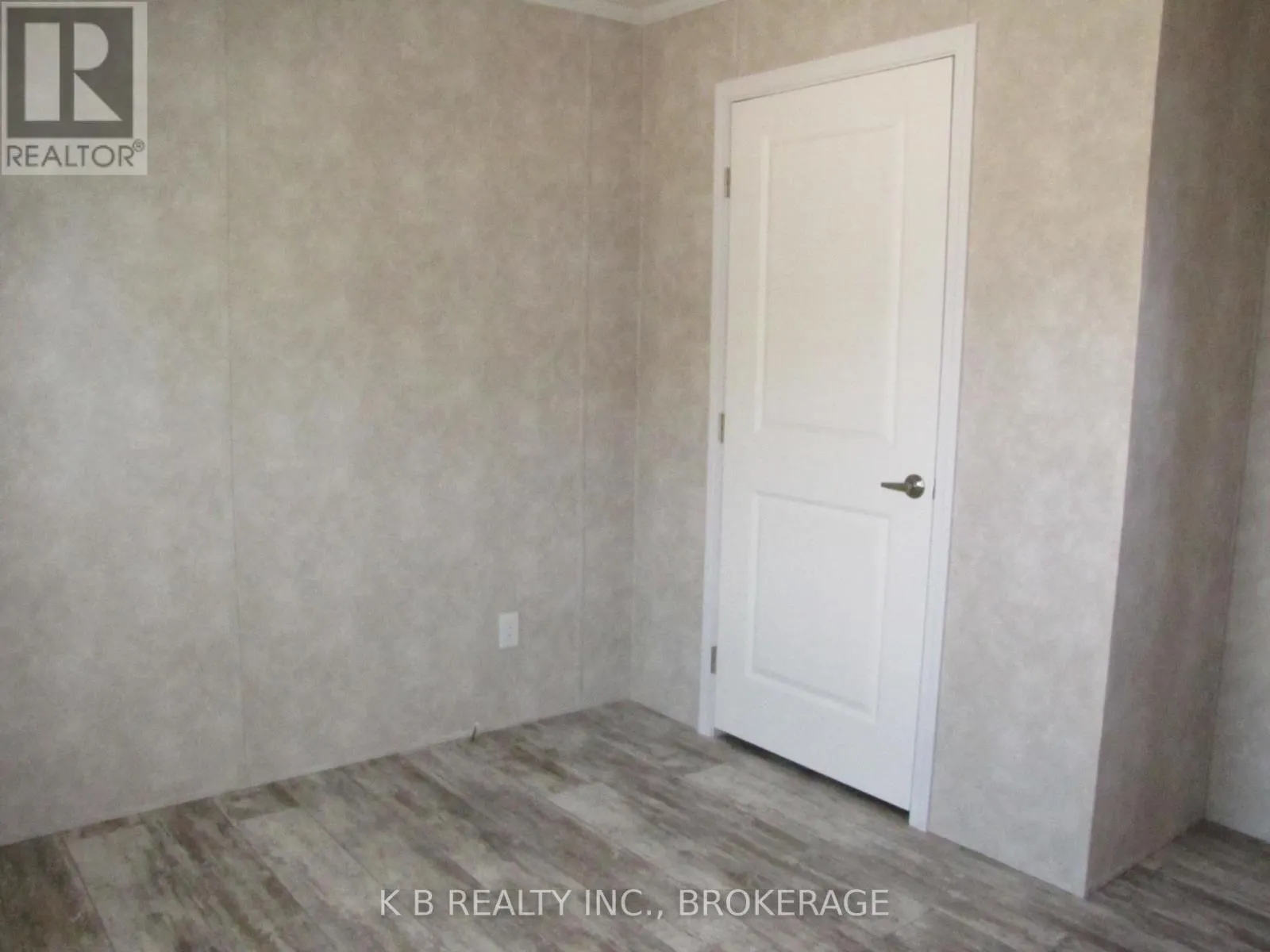 1 PARKINGTON PLACE