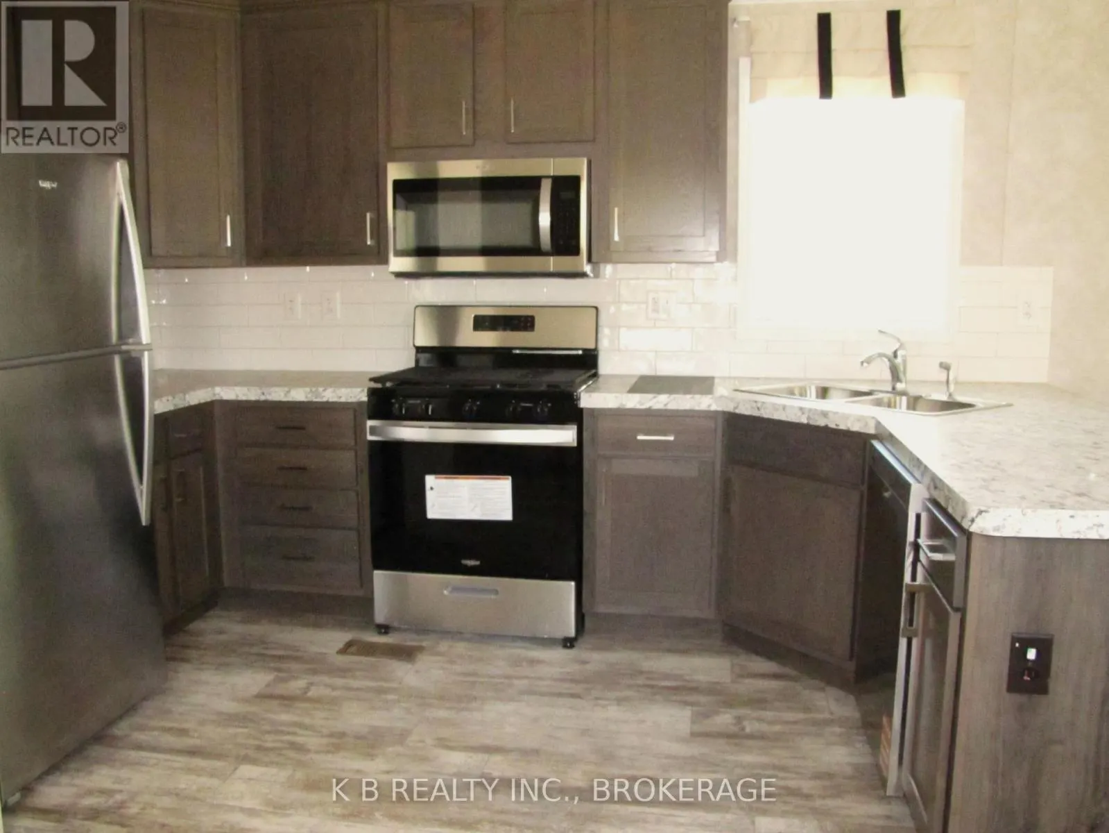 1 PARKINGTON PLACE