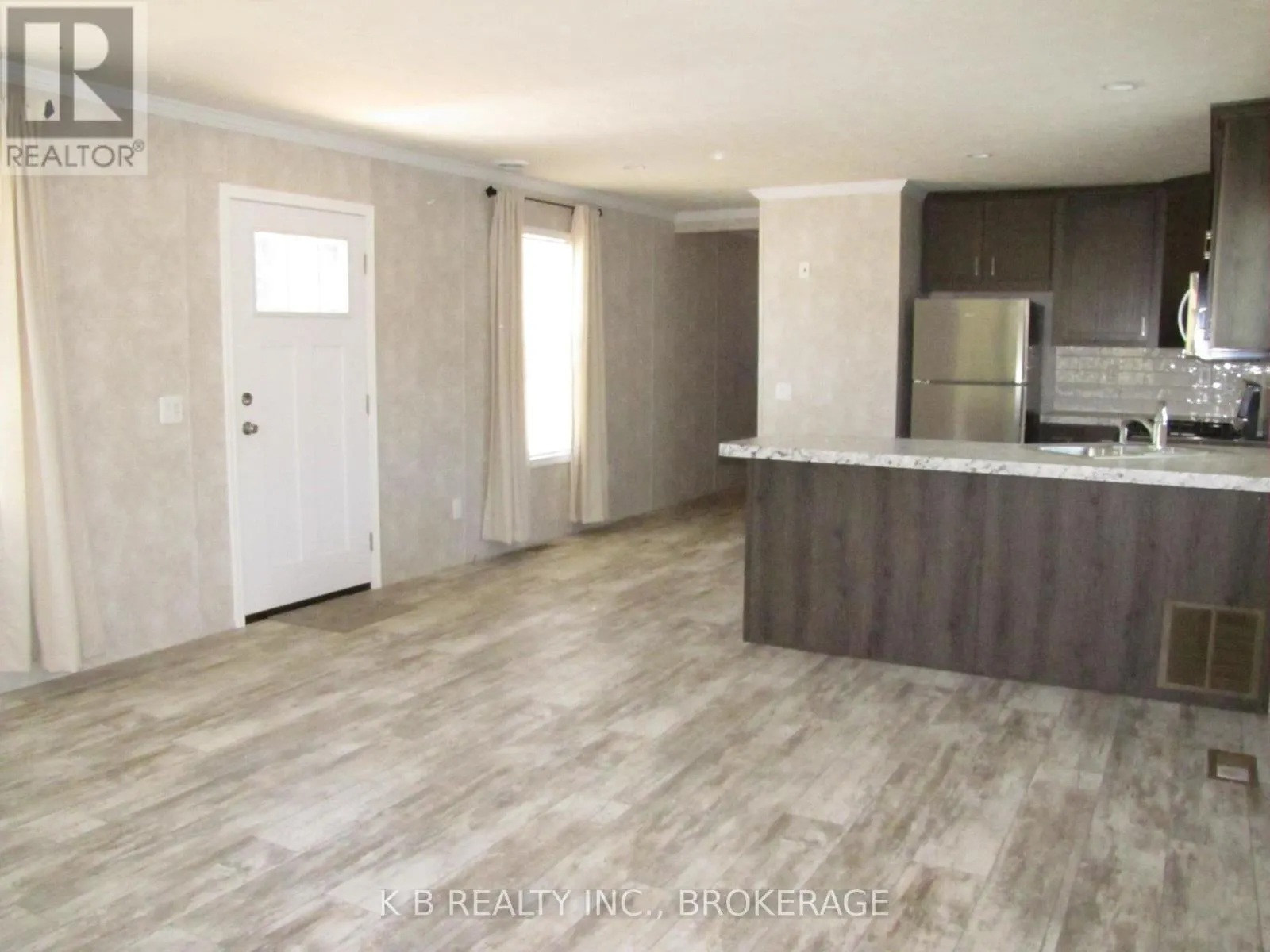 1 PARKINGTON PLACE