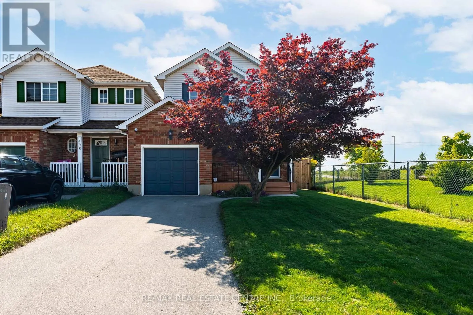 252 TAIT CRESCENT