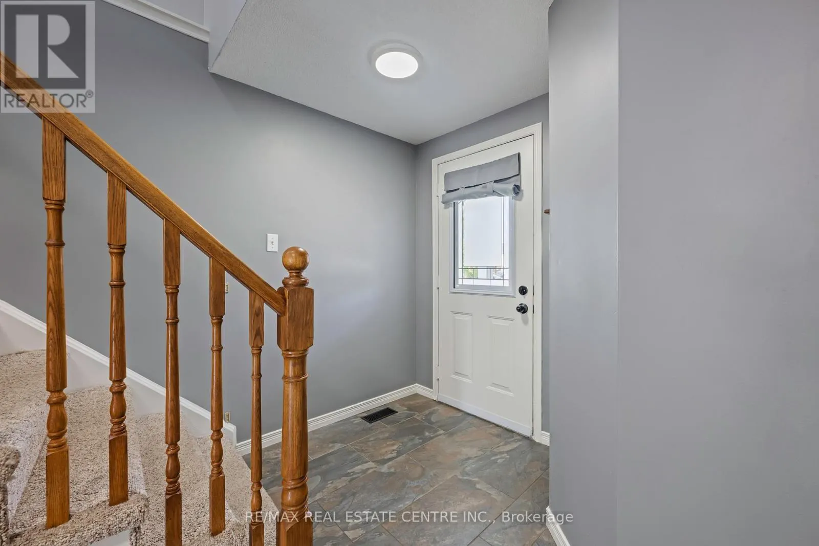 252 TAIT CRESCENT