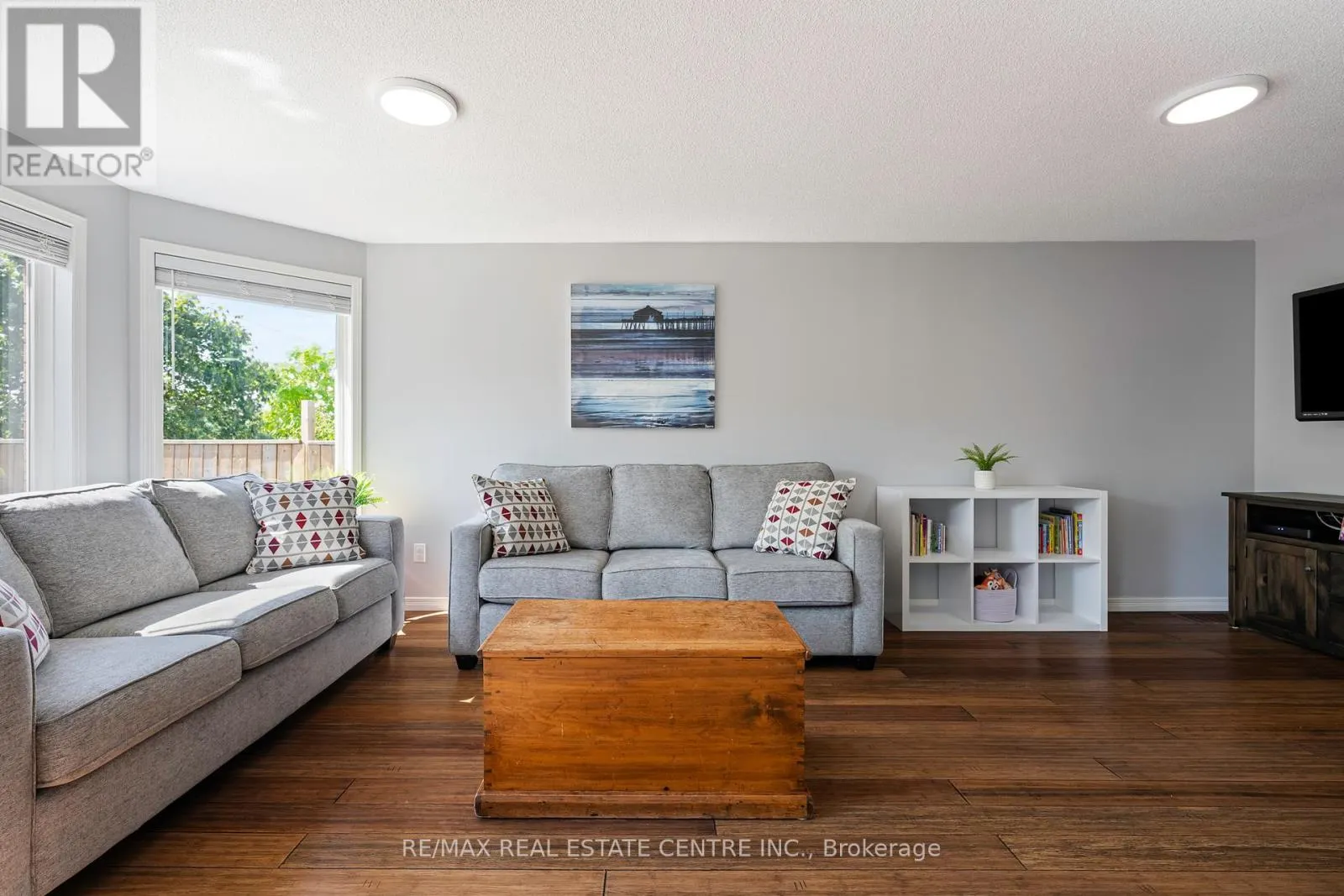 252 TAIT CRESCENT