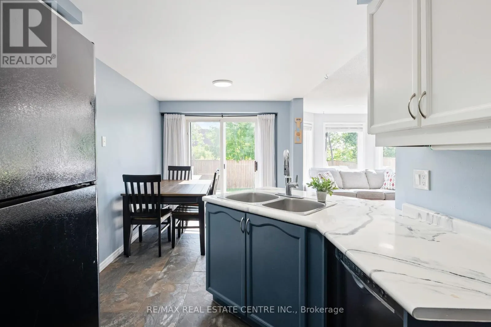 252 TAIT CRESCENT