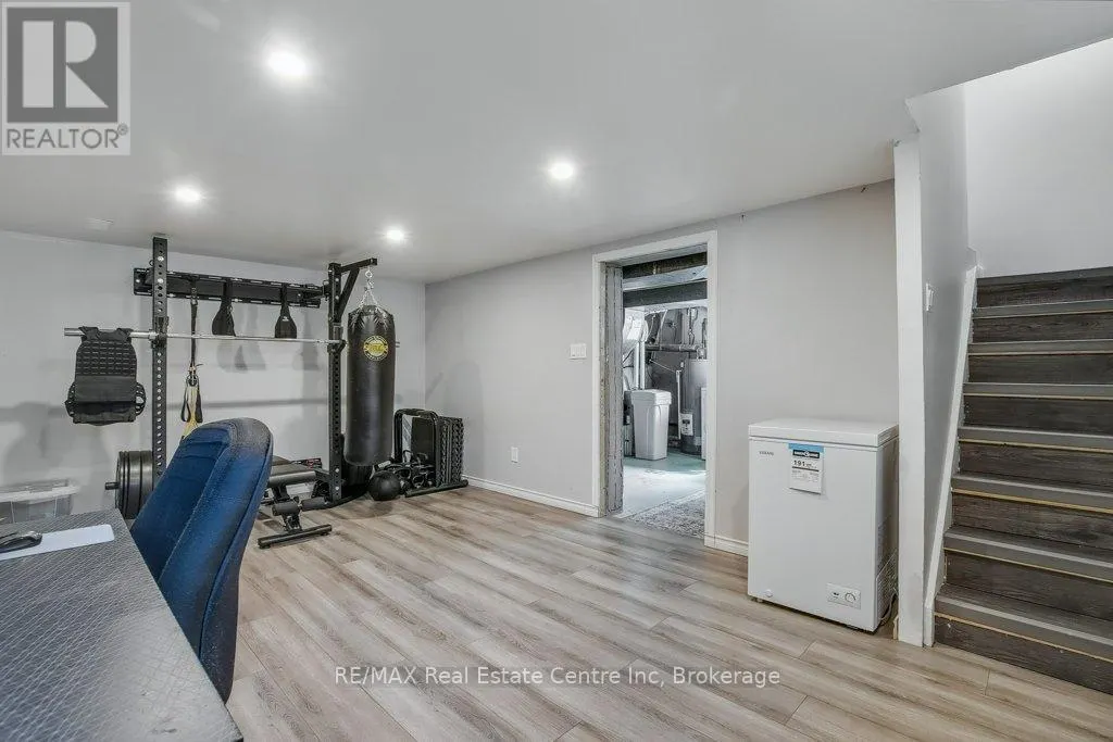 164 WILLOW ROAD
