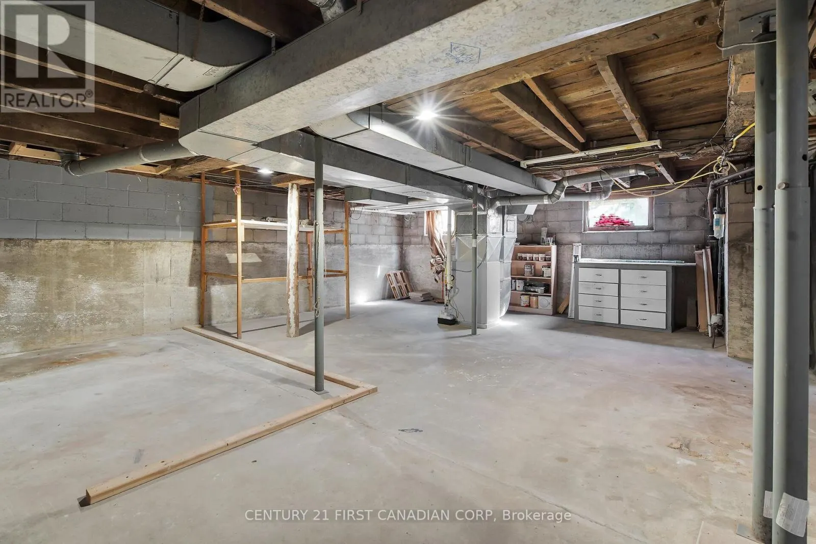 104 ST ANDREW STREET