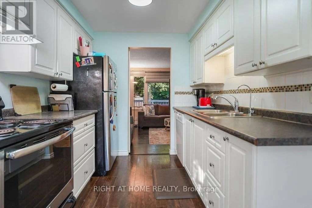 146 GREENDALE CRESCENT