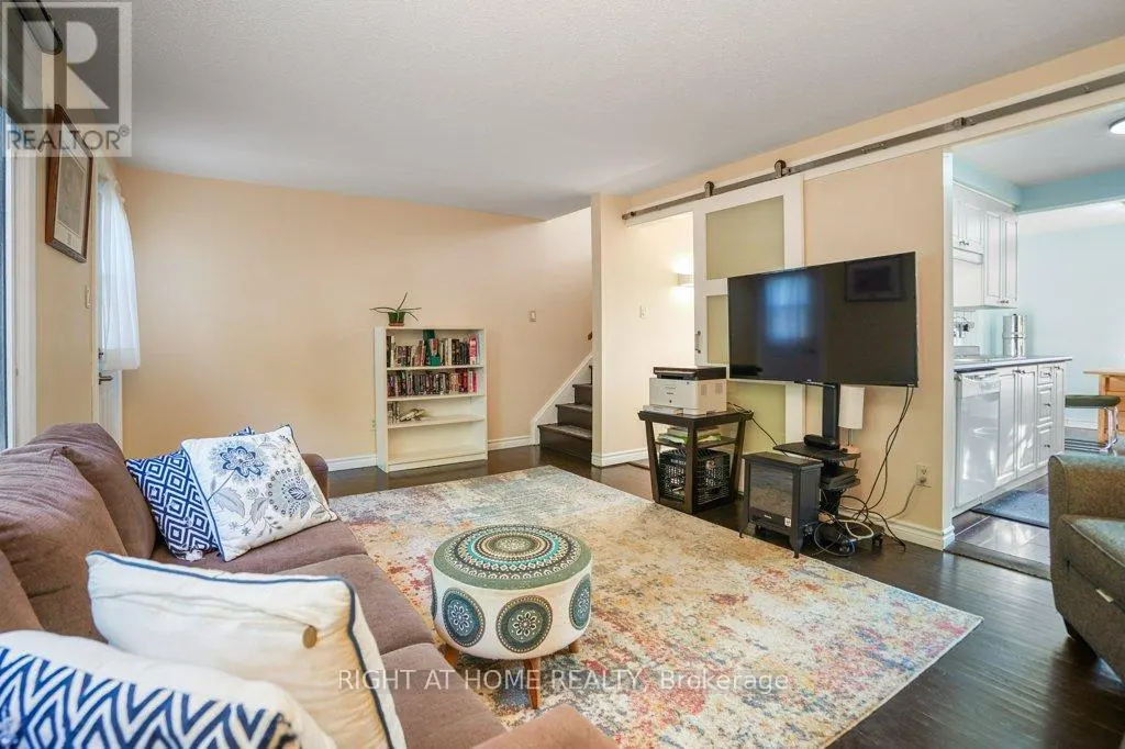 146 GREENDALE CRESCENT