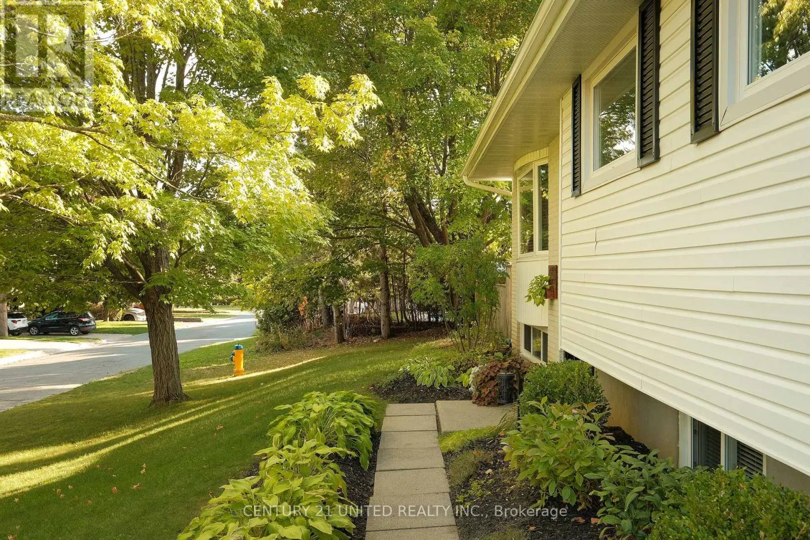 1321 KEEWATIN BOULEVARD