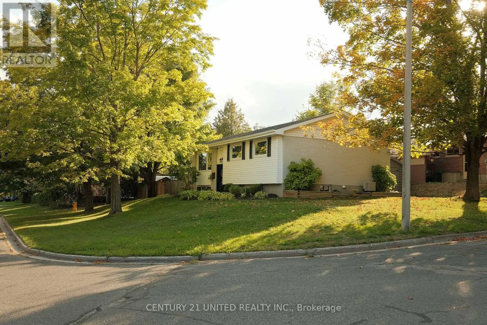 1321 KEEWATIN BOULEVARD