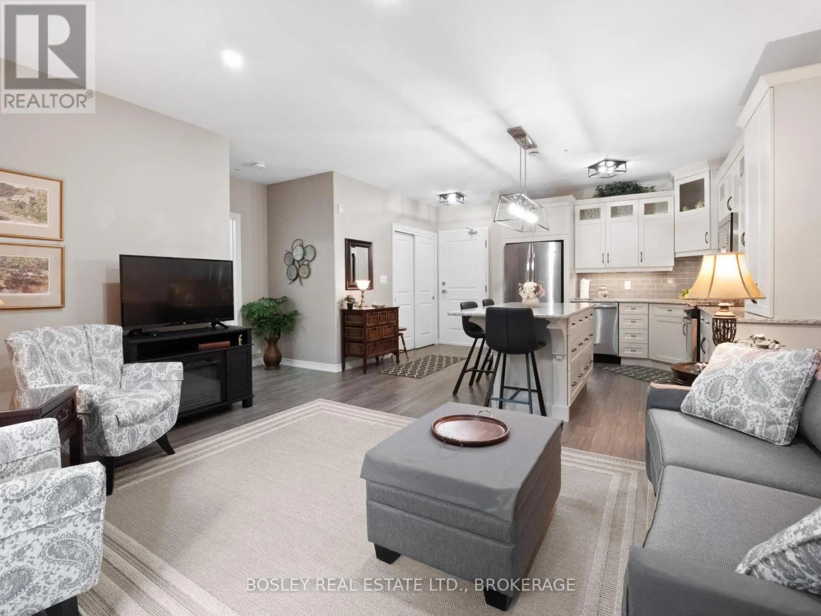 202 - 379 SCOTT STREET, #202