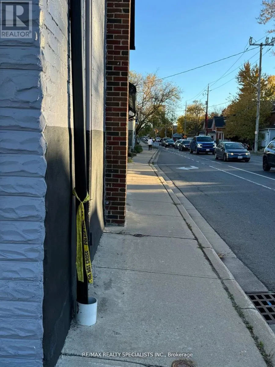25 PARK HILL ROAD W