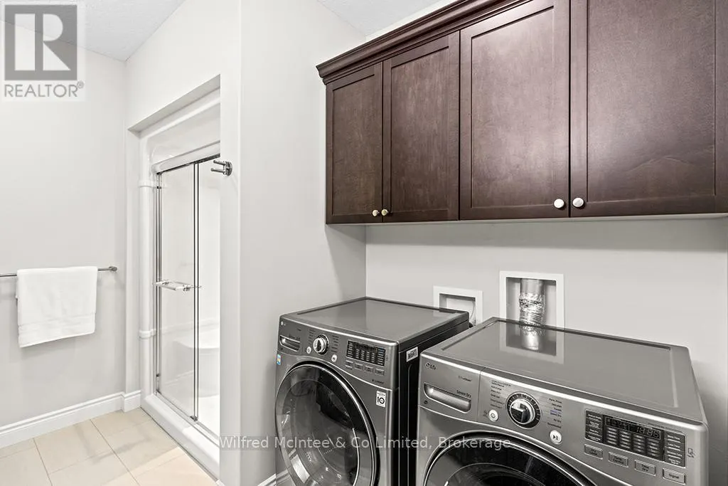 32 - 246 GREY STREET S, #32