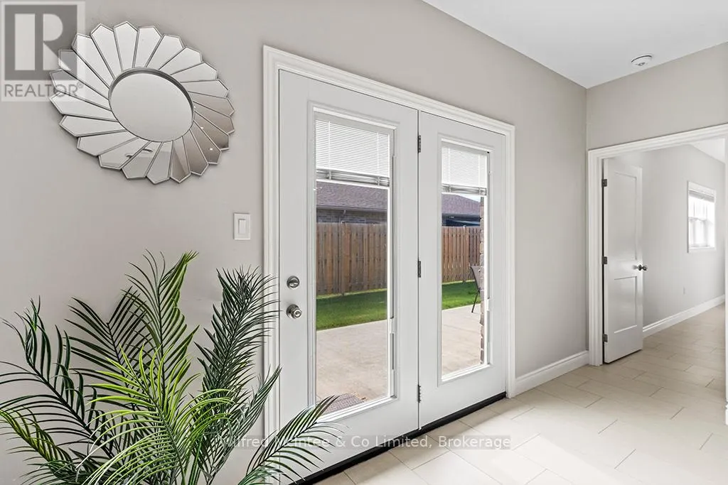 32 - 246 GREY STREET S, #32