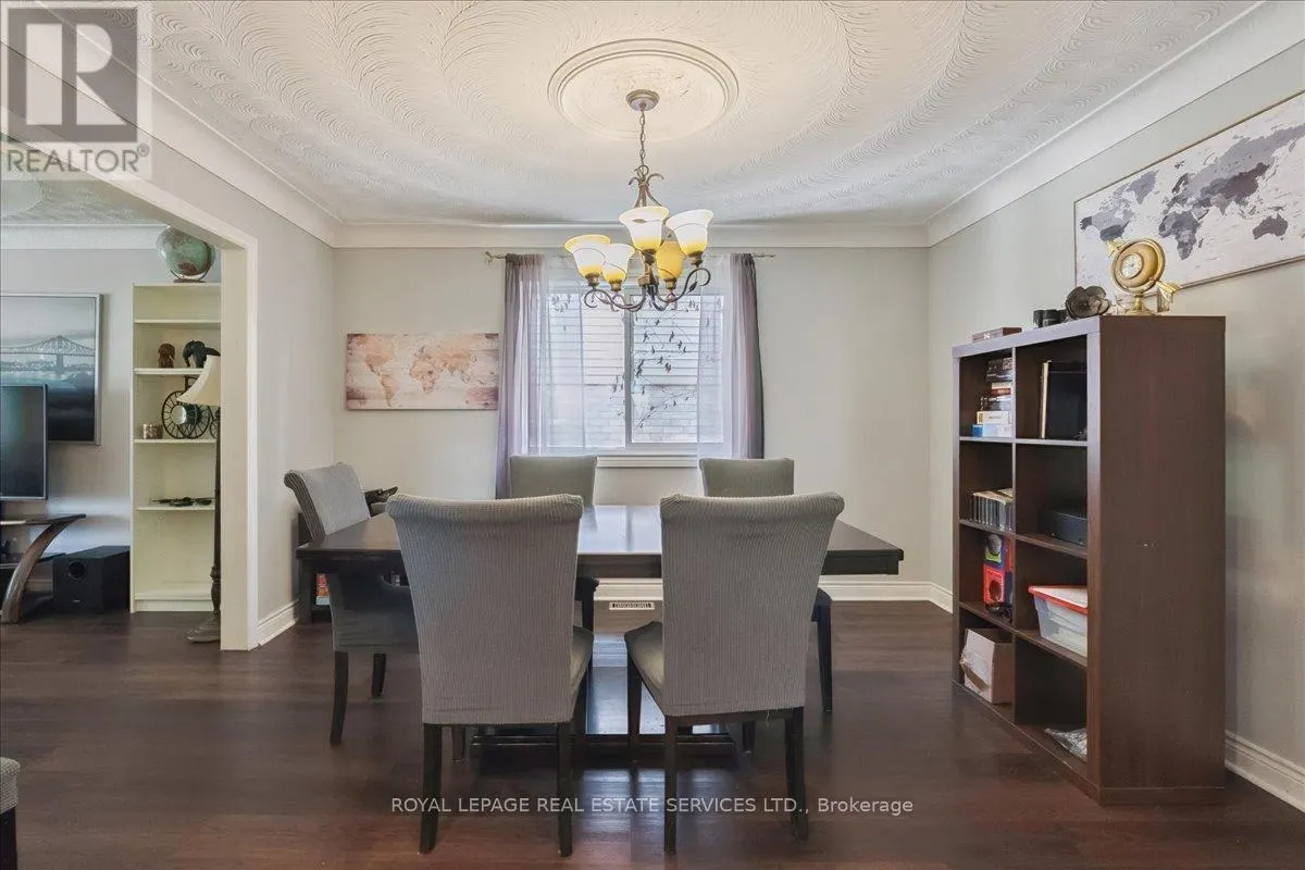 6 GRANDVIEW AVENUE