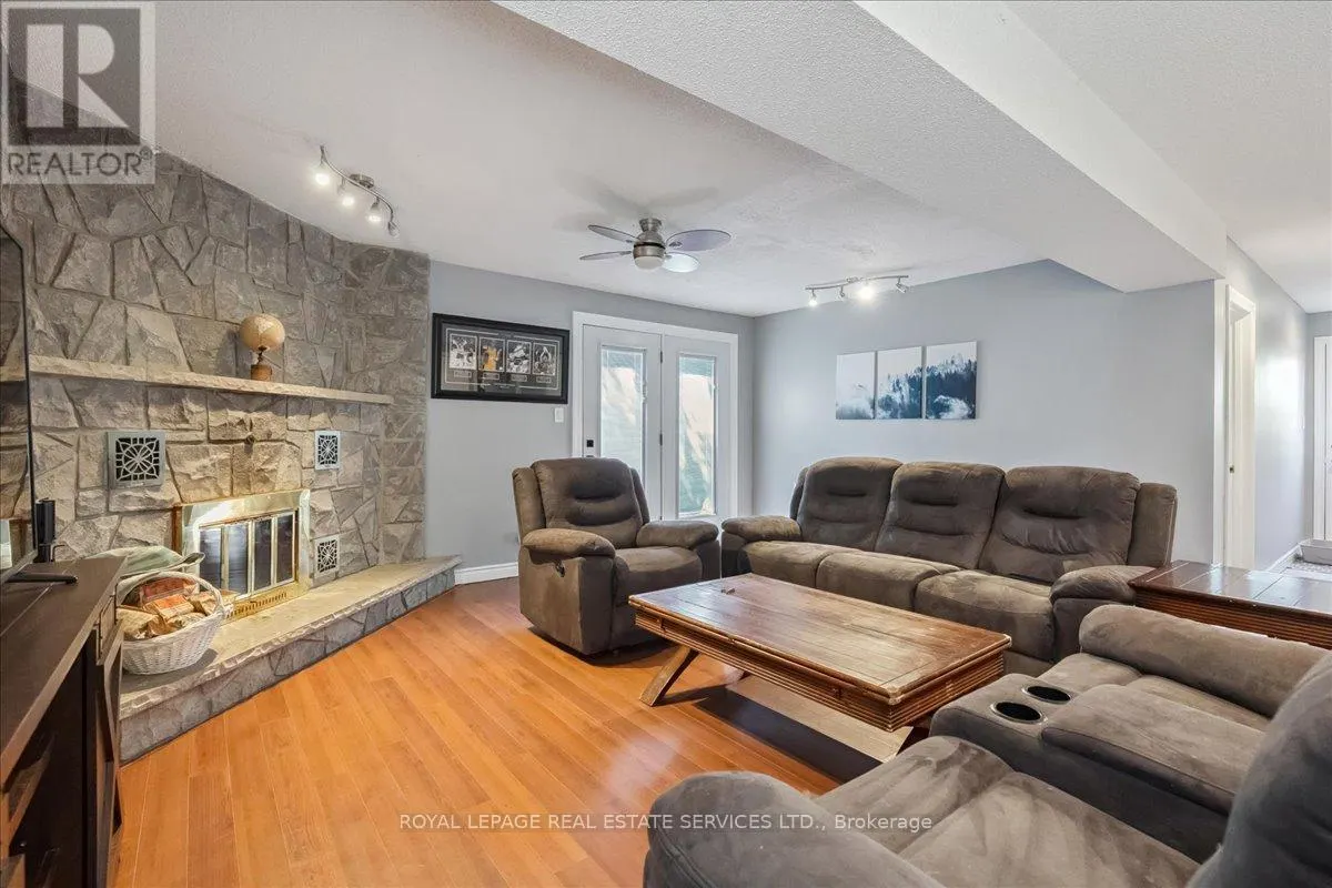 6 GRANDVIEW AVENUE
