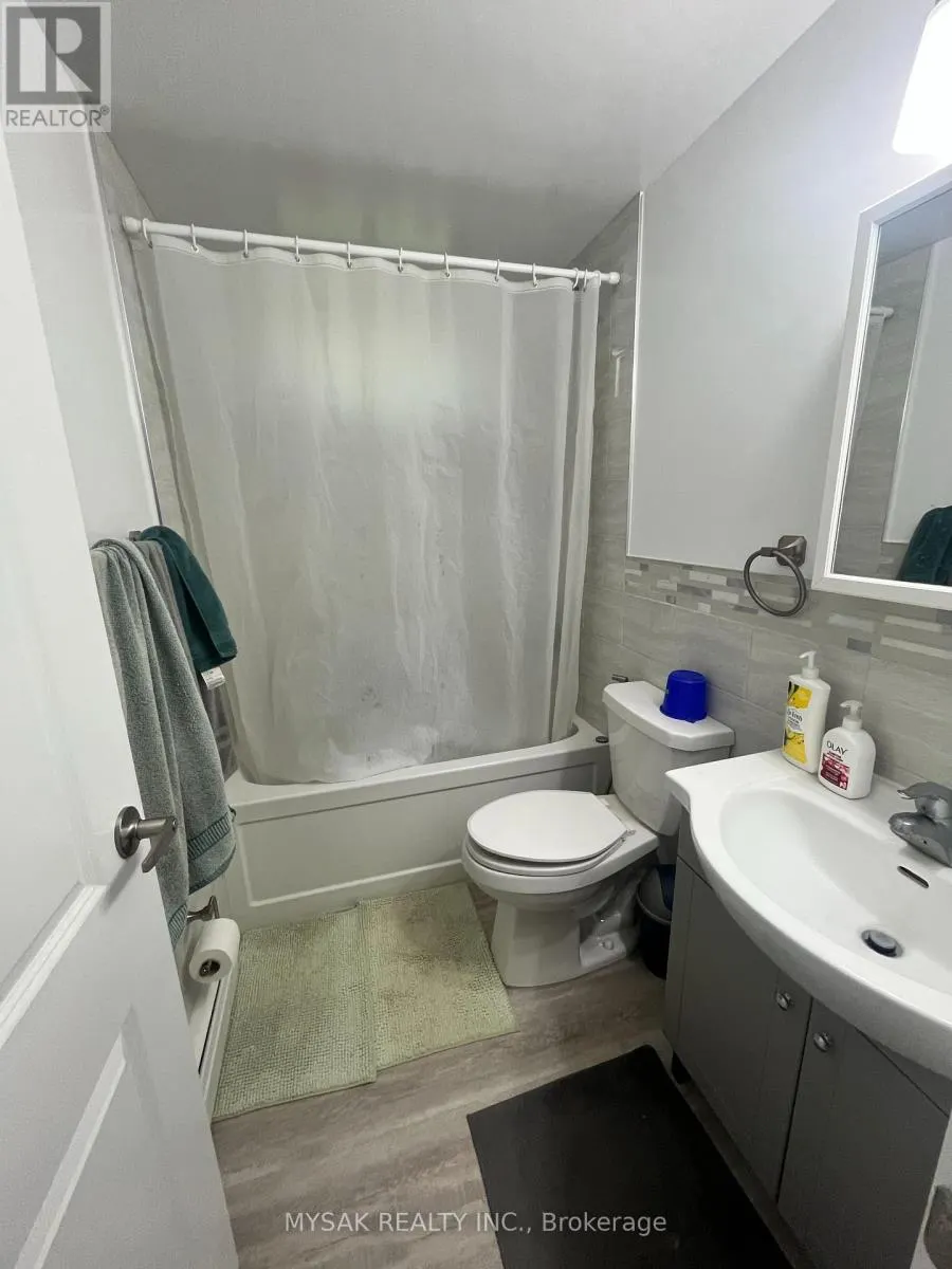 419 LANCASTER STREET W