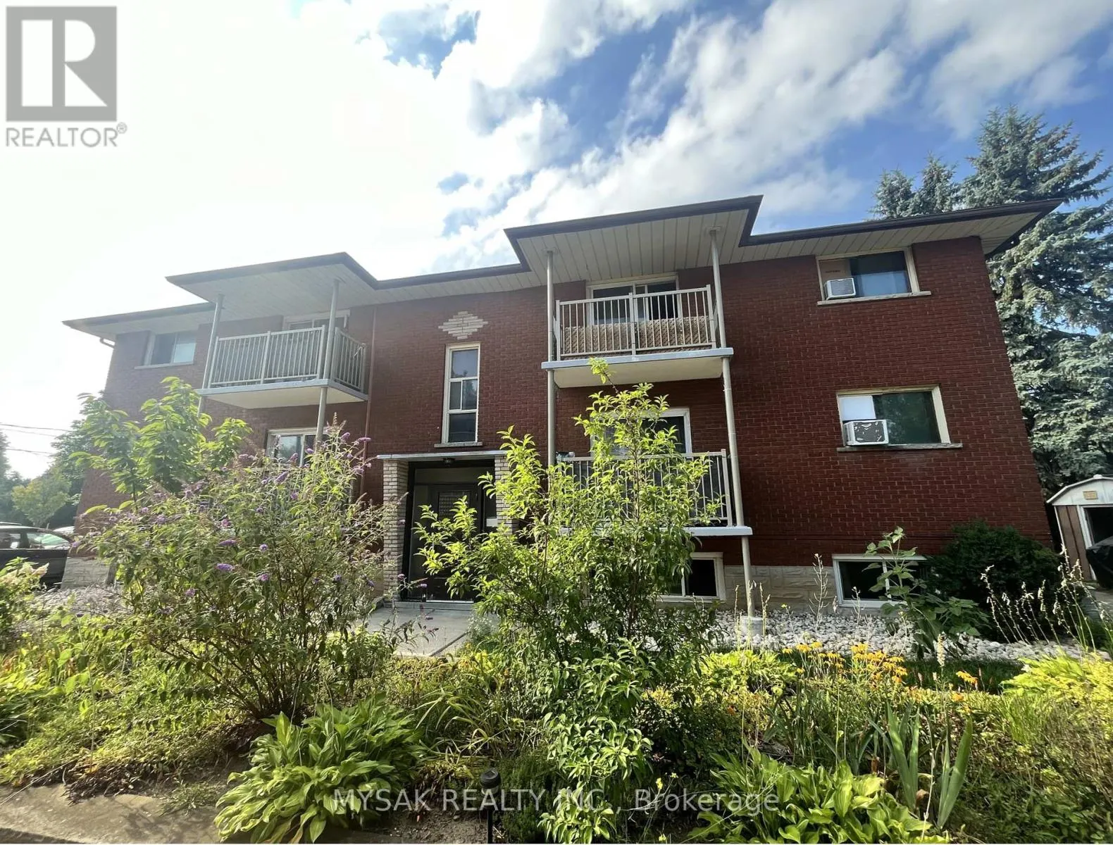 419 LANCASTER STREET W