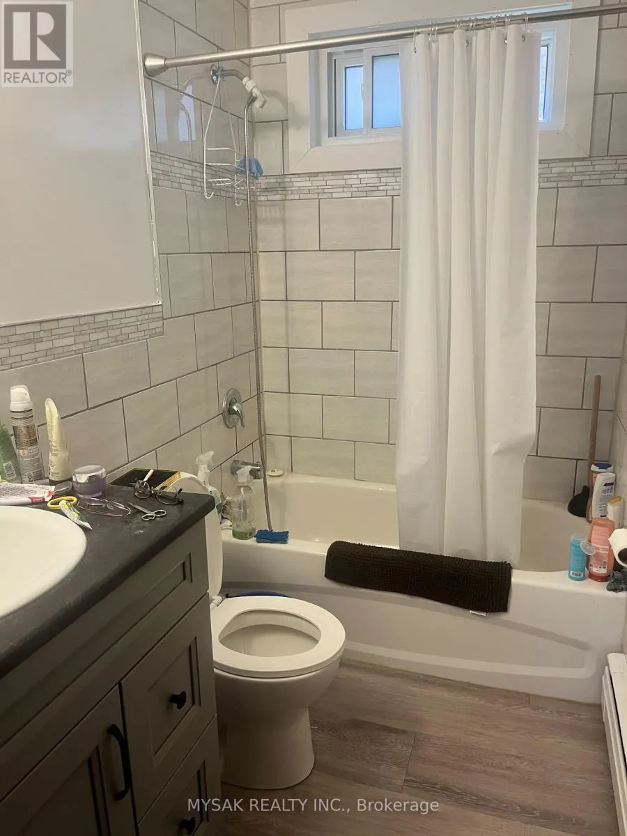 419 LANCASTER STREET W