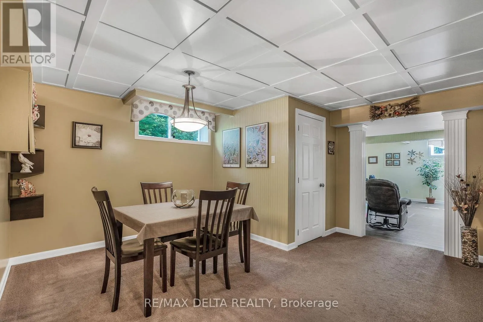 740 VINETTE ROAD