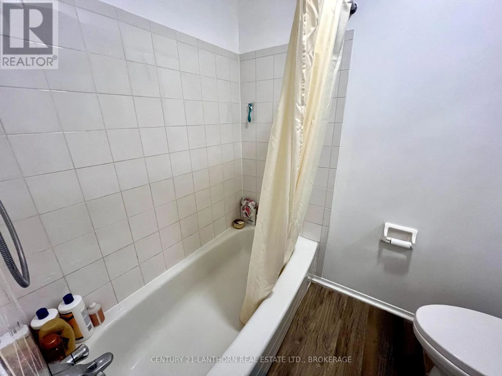 317 - 573 ARMSTRONG ROAD, #317