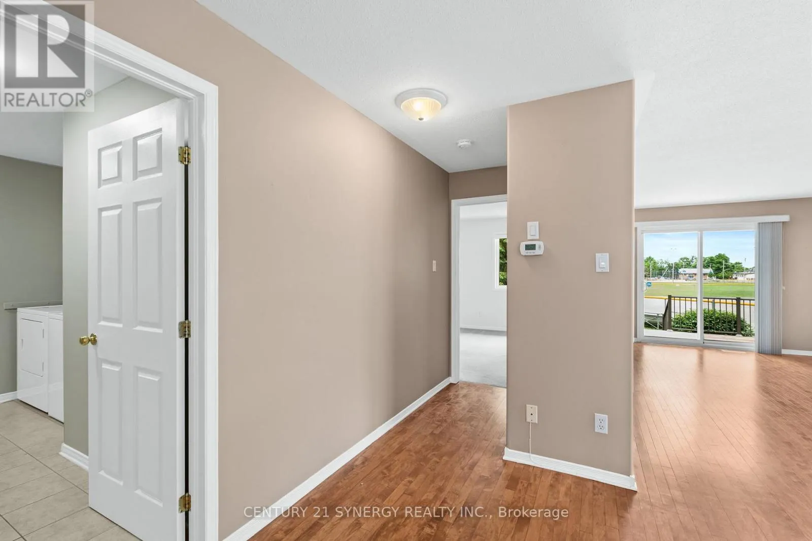 54 DR GORDON CRESCENT