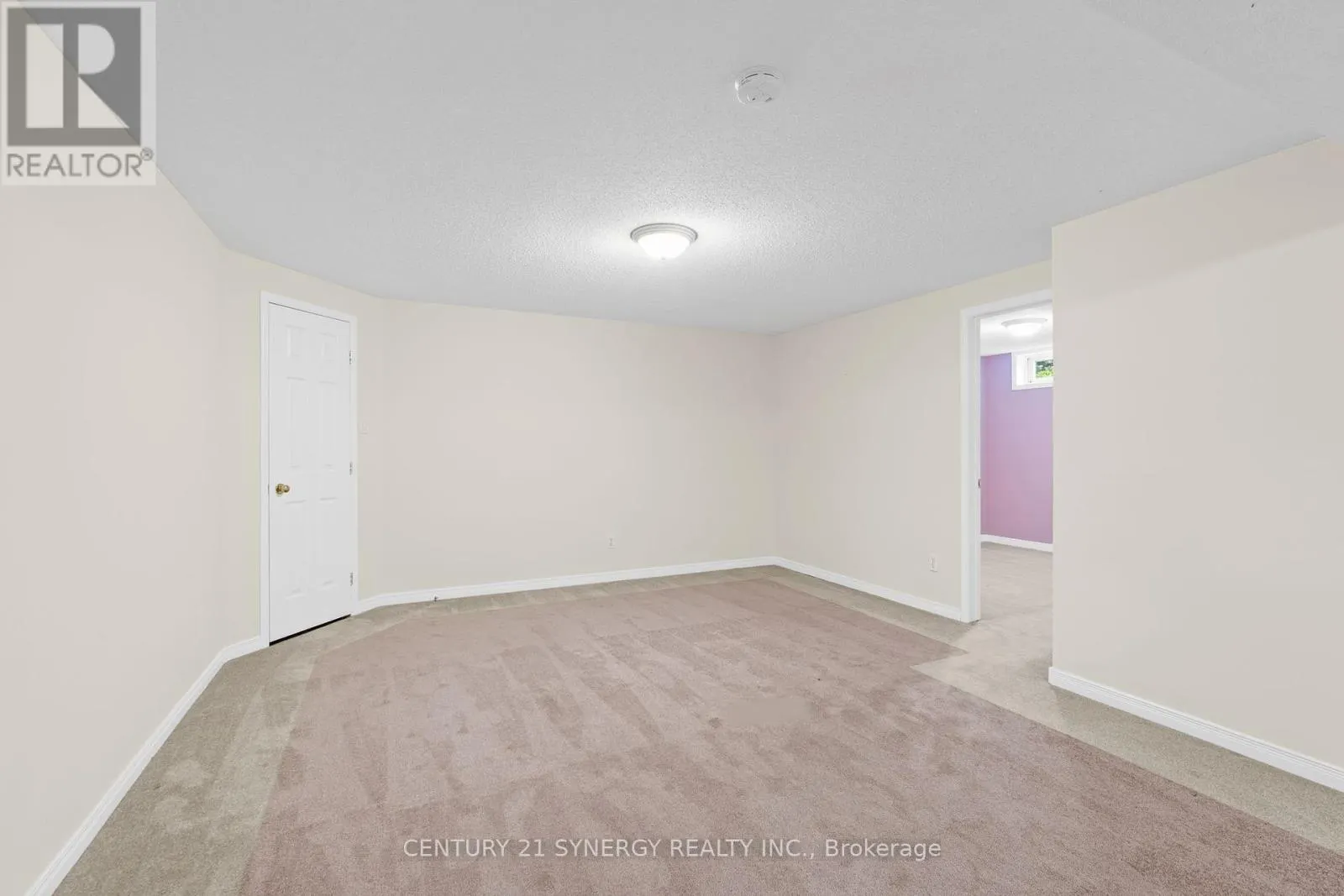 54 DR GORDON CRESCENT