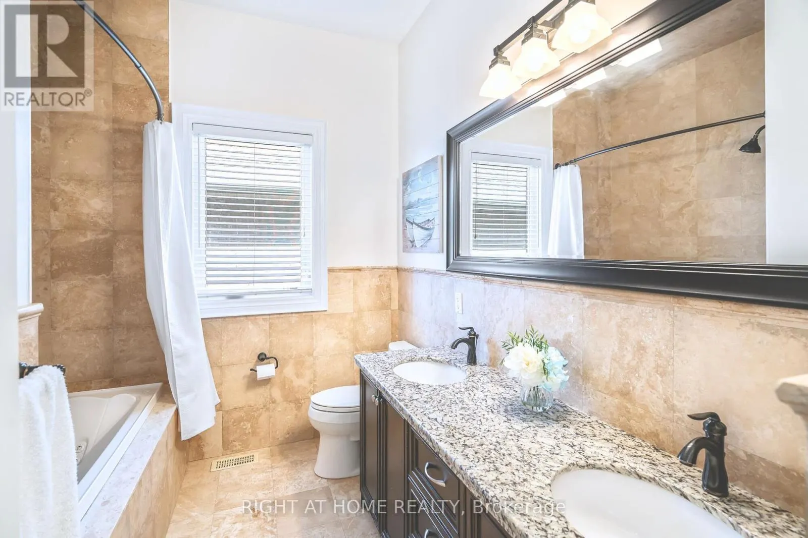 7 SANDALWOOD CRESCENT