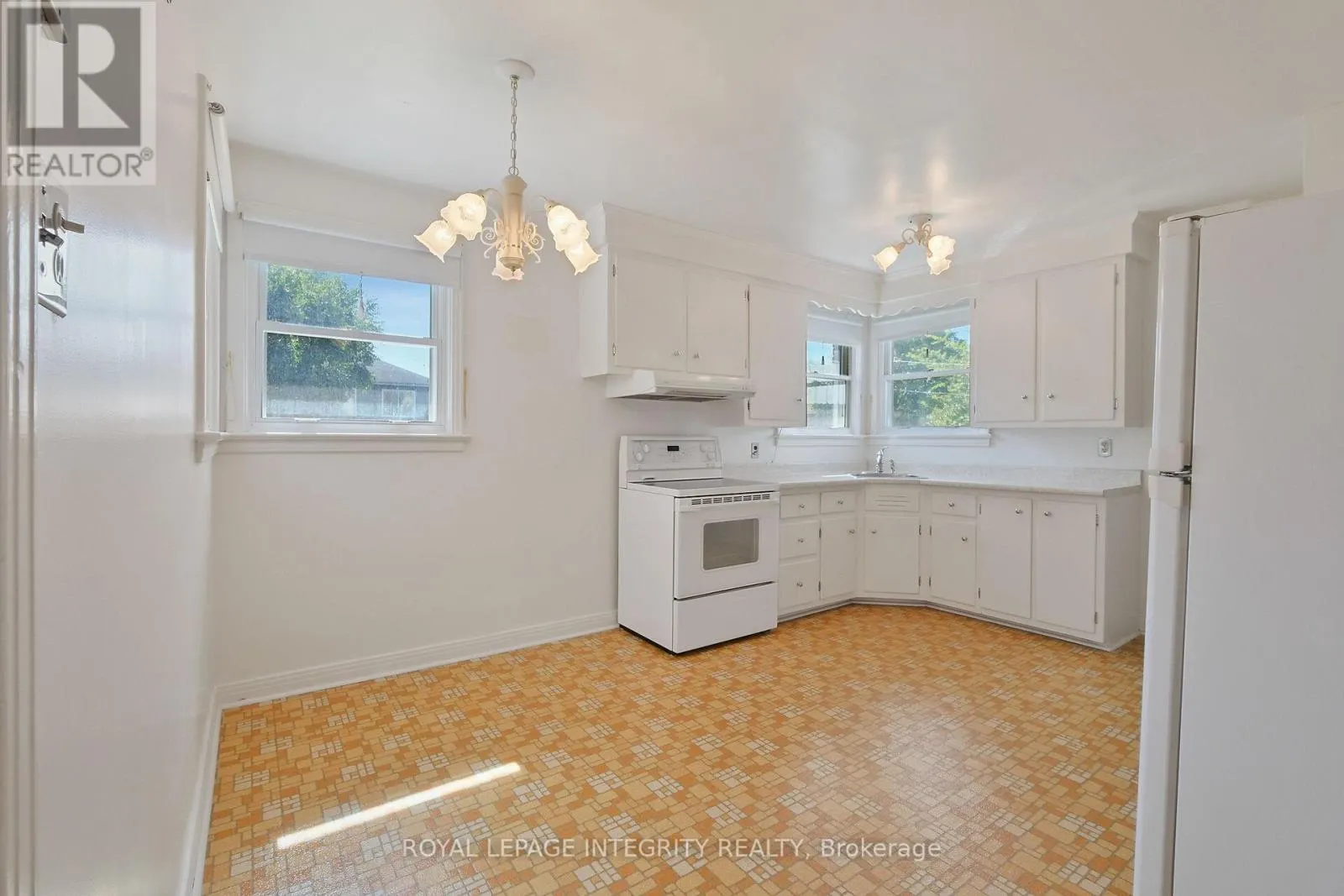 81 DROUIN AVENUE