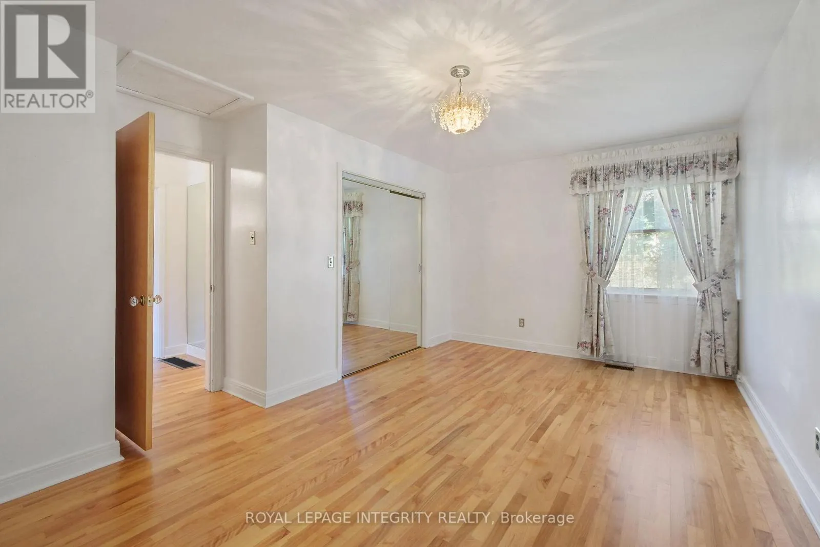 81 DROUIN AVENUE