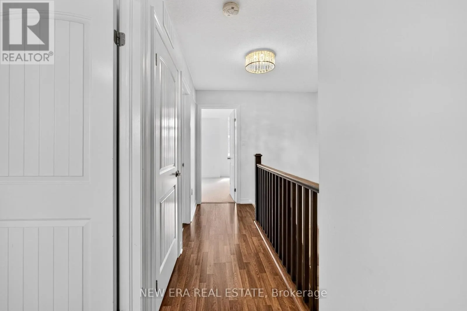 34 ARLINGTON CRESCENT