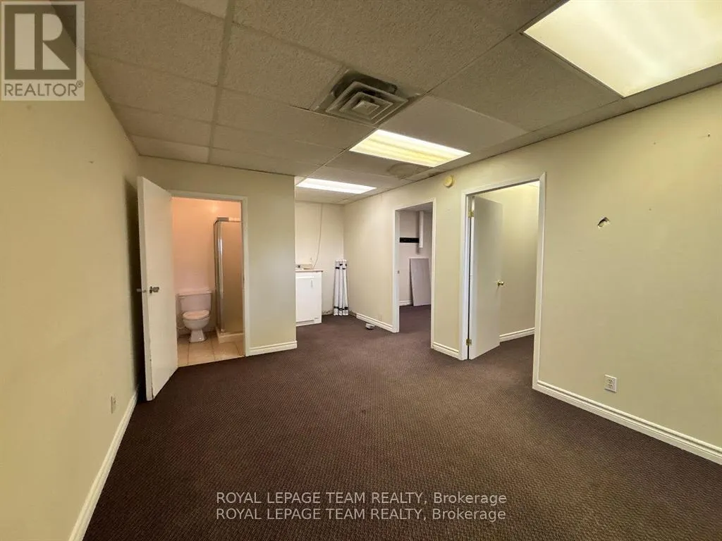 56 - 5450 CANOTEK ROAD