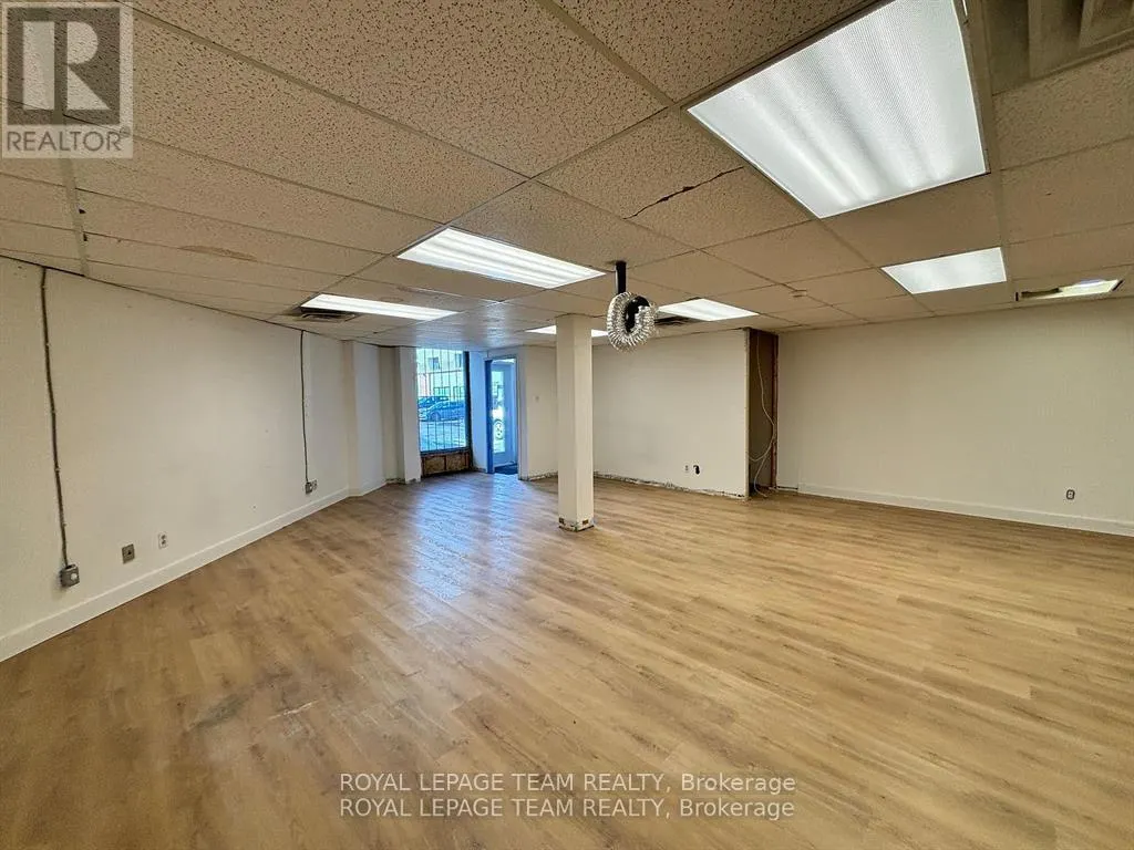 56 - 5450 CANOTEK ROAD