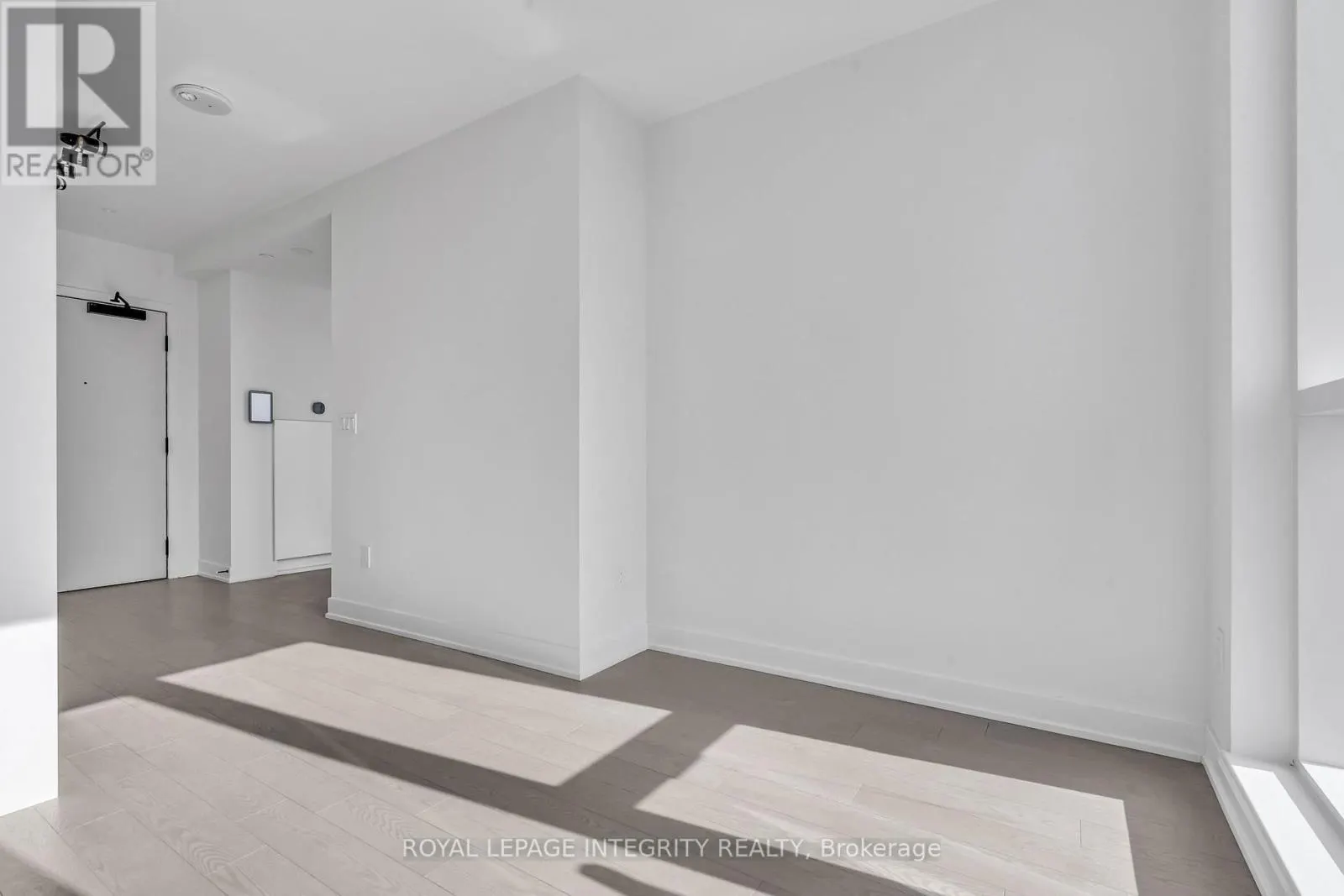 716 - 560 RIDEAU STREET