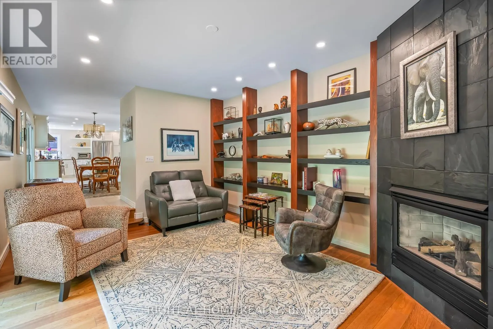 13 OAK DRIVE