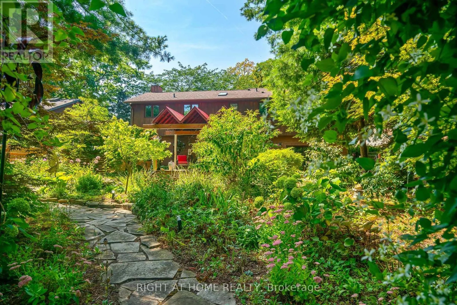 13 OAK DRIVE