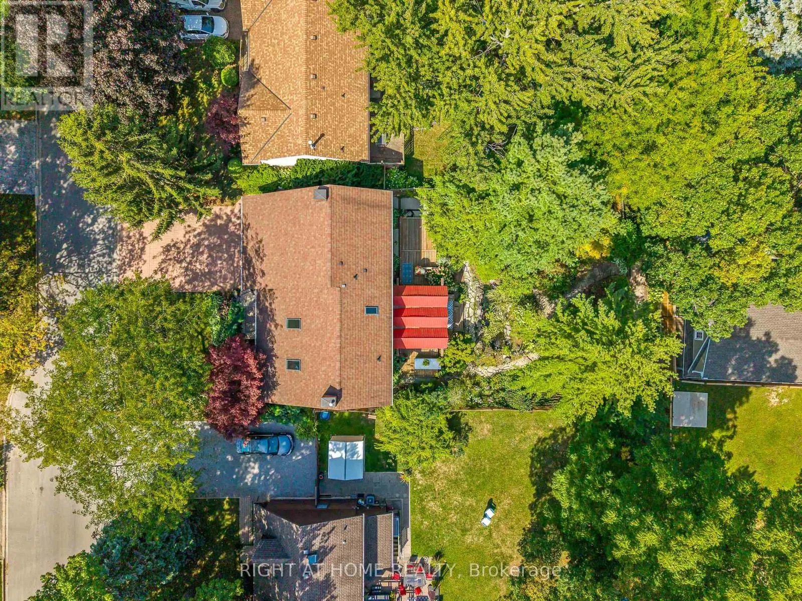 13 OAK DRIVE