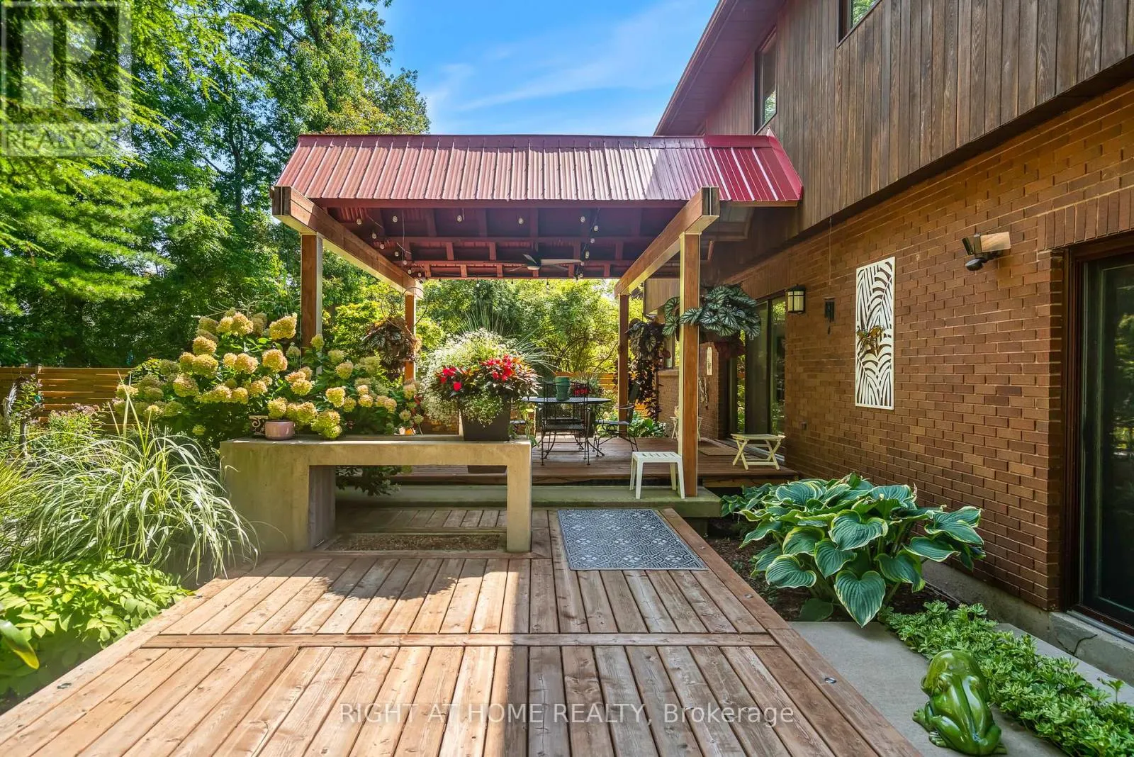 13 OAK DRIVE